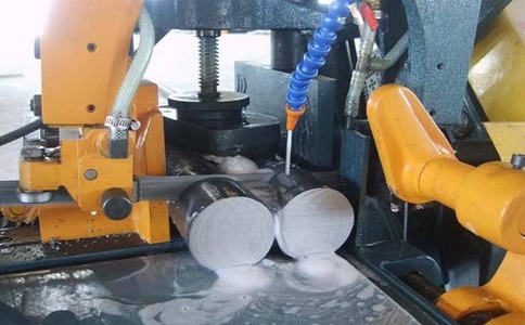 通山卧式带锯床的送料方式有哪几种？